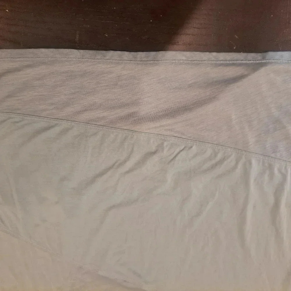 Lulemon no  inhibitions tee green - Picture 12 of 16